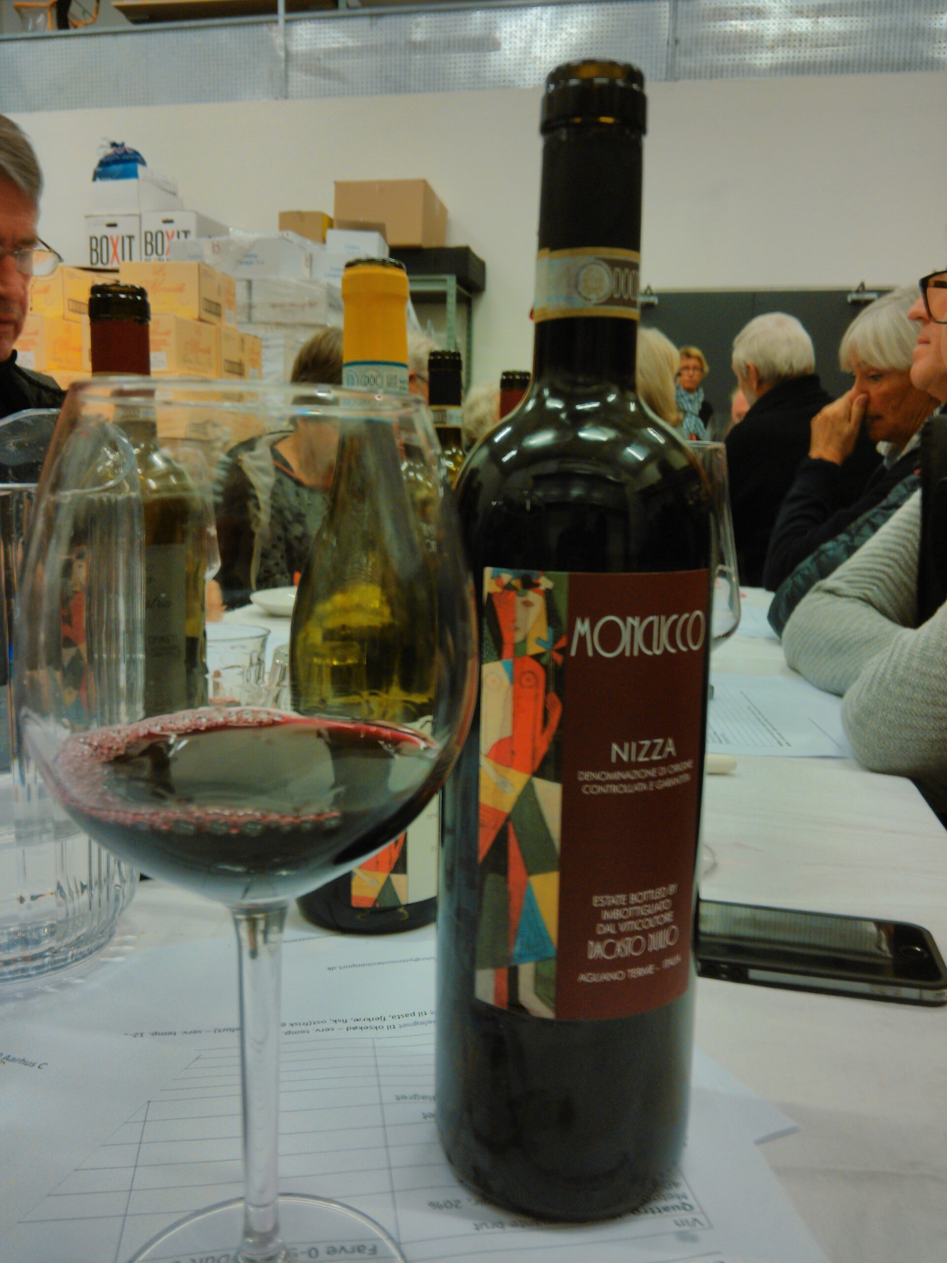 -PRIVAT VINSMAGNING Prisniveau 125-150 kr./pers. alt efter vinvalg